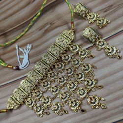 Traditional AD AAD  Necklace Set With Intricate Stone Work and Matching dangle Earrings – Perfect for Bridal and Festive Occasions AAD 006