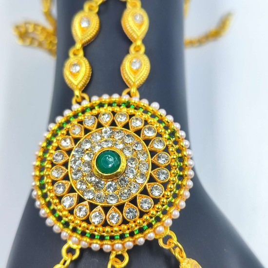 Hastfool 2ps Ring Braslet 3 fingers ring chakri design in green colour HF-012