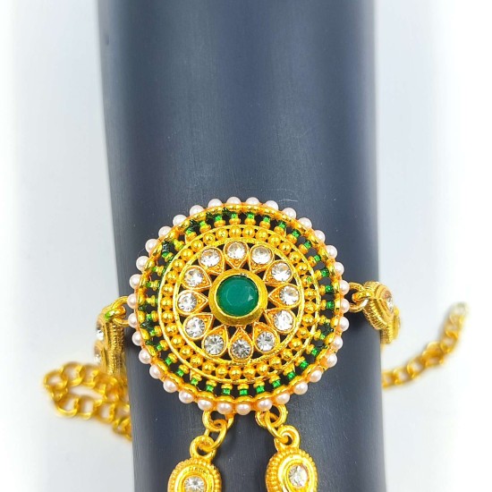 Hastfool 2ps Ring Braslet 3 fingers ring chakri design in green colour HF-012