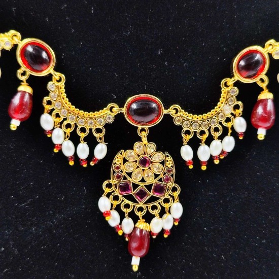 AD Necklace with earrings half moon and oval design in gulabi colour NE-005