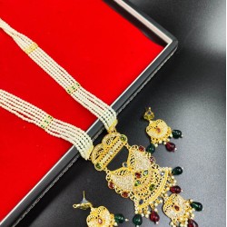 Traditional 5 Line Pearl and Gold Necklace Set with Matching Earrings MH002