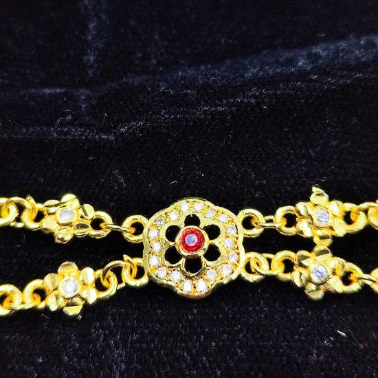 AD Shishfool Mathapatti Flower Motif Design With Star Chain In Red Colour SF-021